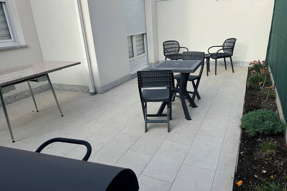 Charmante Maison Avec Terrasse in Auterive, Haute-Garonne