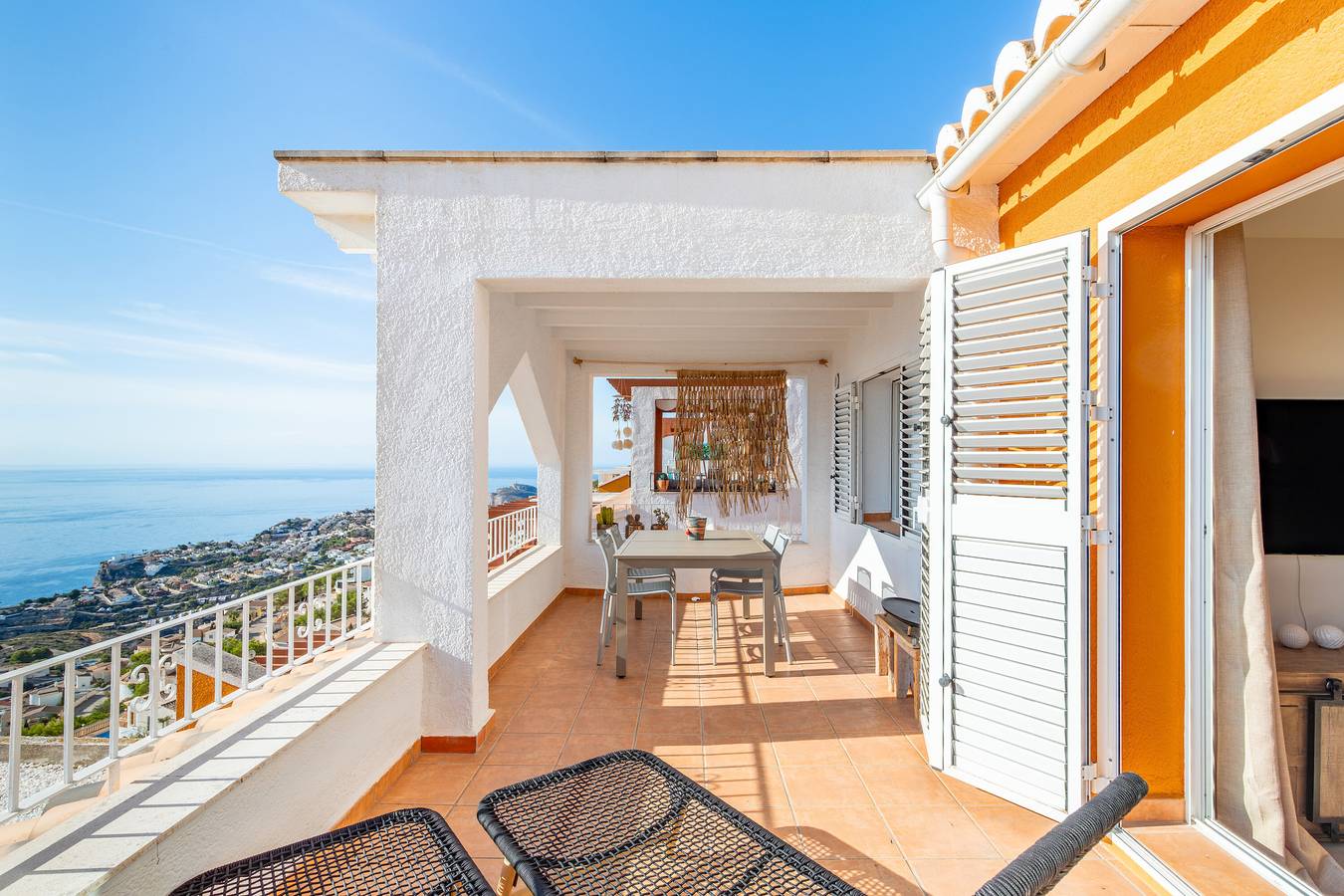 Entire apartment, Apartment 'Vistamar 96' with Sea View, Wi-Fi and Air Conditioning in Poble Nou de Benitatxell, Costa Blanca