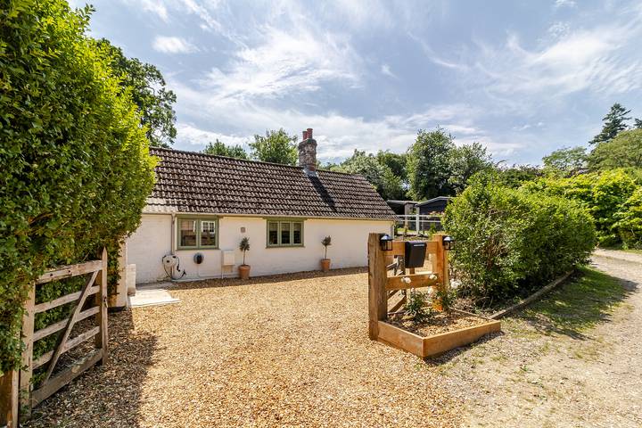 Holiday rental for 6 people, with garden in Burley