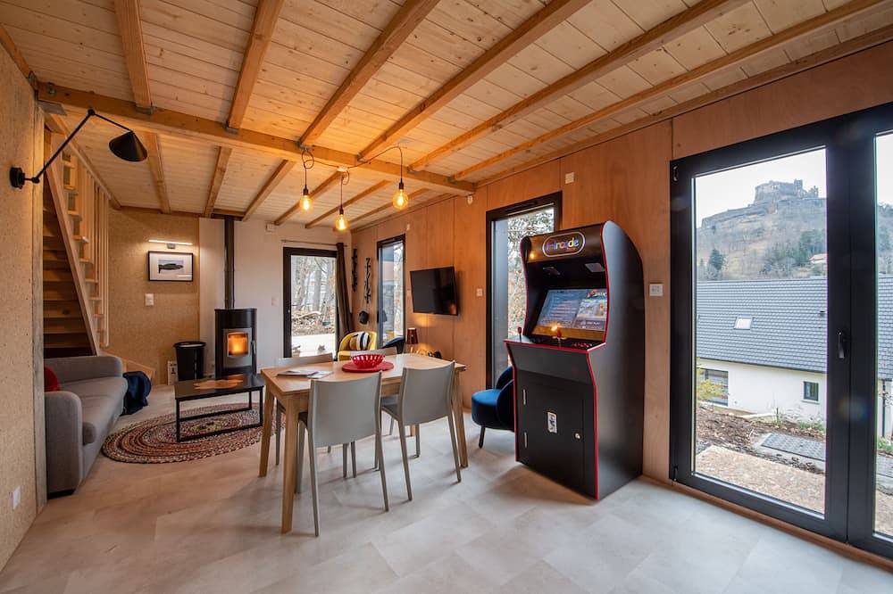 Chalet Grand confort, au calme, vue d'exception, Sauna, 6/10 personnes in Murol, Parc naturel régional des Volcans d'Auvergne