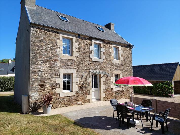 Location de vacances pour 4 personnes, avec Terrasse et Jardin à Plouénan
