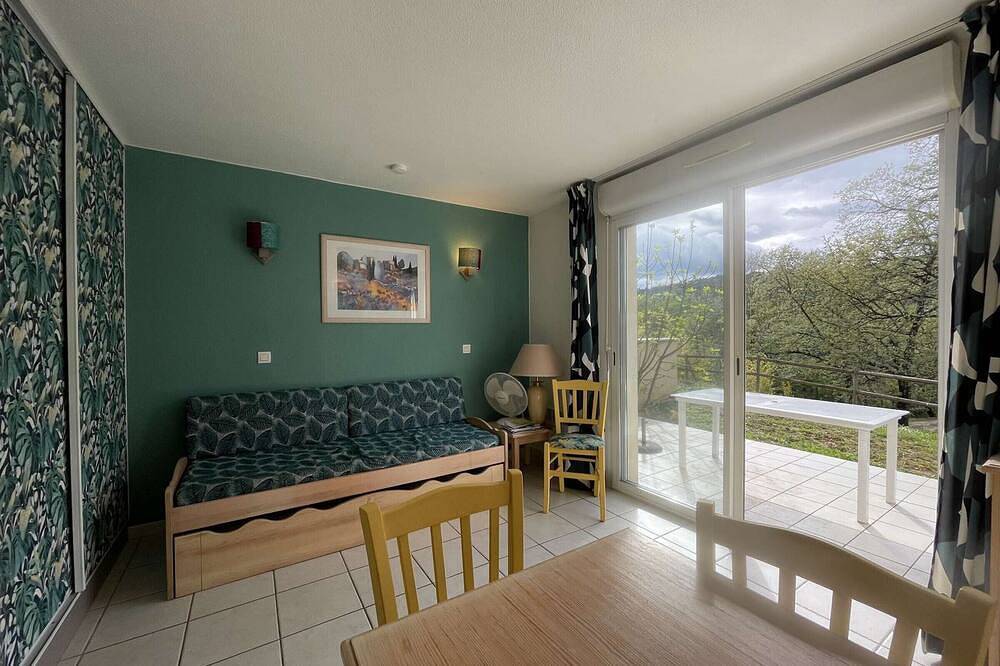 Duplex for 6 with Terrace, Pools, and Bbq in Salavas in Salavas, Ardèche