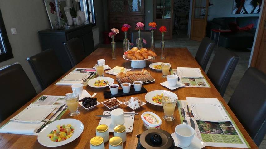 Location de vacances pour 2 personnes, avec vue ainsi que terrasse et jardin à Chiroubles - 4