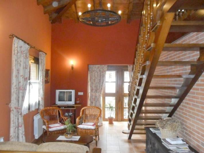 Apartamento de vacaciones para 7 personas, con vistas y terraza, Se admiten mascotas en Comarca de la Sidra - 3