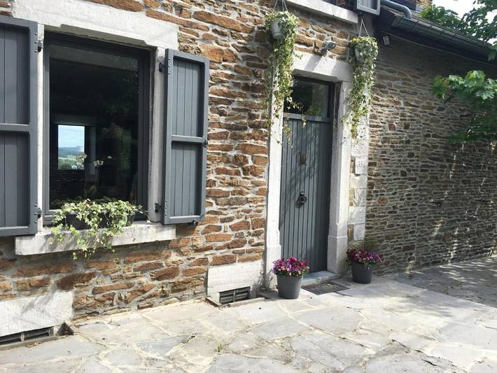 Gîte pour 8 personnes, avec Terrasse ainsi que Jardin et Vue à Wanze
