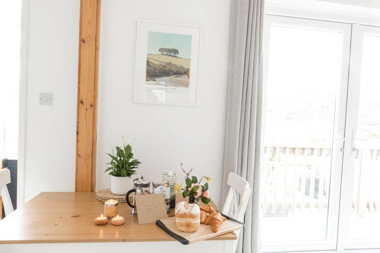 Entire apartment, Hoblyns Cove in Holywell Bay, Cornwall