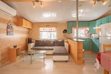 Camping für 6 Personen in Semussac, Charente-Maritime, Bild 4