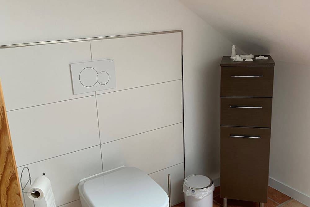 Ganze Wohnung, Ferienwohnung \"An Den Eichen\" mit Wi-Fi in Kulmbach, Oberes Maintal - Coburger Land