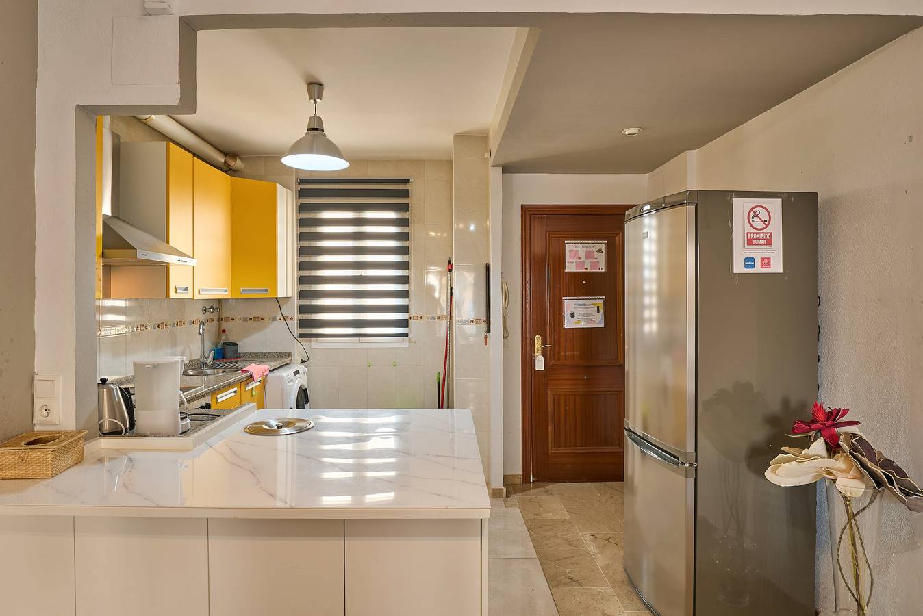 Apartamento entero, Apartamento 'Huerto' con terraza privada, Wi-Fi y aire acondicionado in Lucena, Sierras Subbéticas