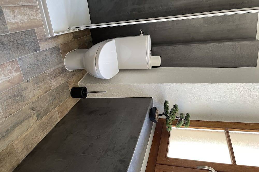 Entire apartment, Jungle Room in Romans-sur-Isère, Valence region