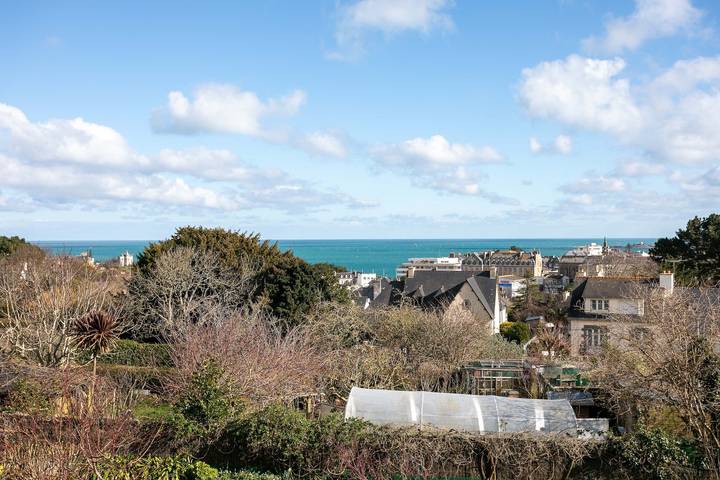 Chambre d’hôte pour 2 personnes, avec Jardin à Saint-Quay-Portrieux