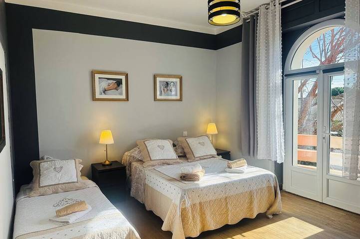 Magnificent 8-person house with swimming pool in Peyriac-Minervois, Carcassonne und Umgebung