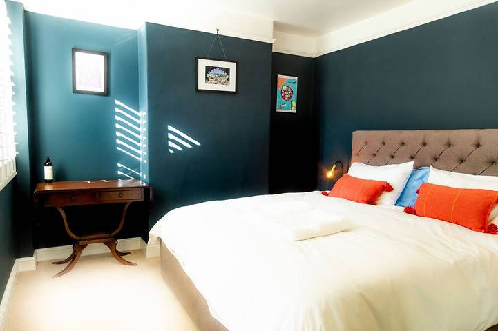 Skylark House Padstow Victorian Townhouse with Sauna, Cold Plunge + Wood Burner in Padstow, Cornouailles