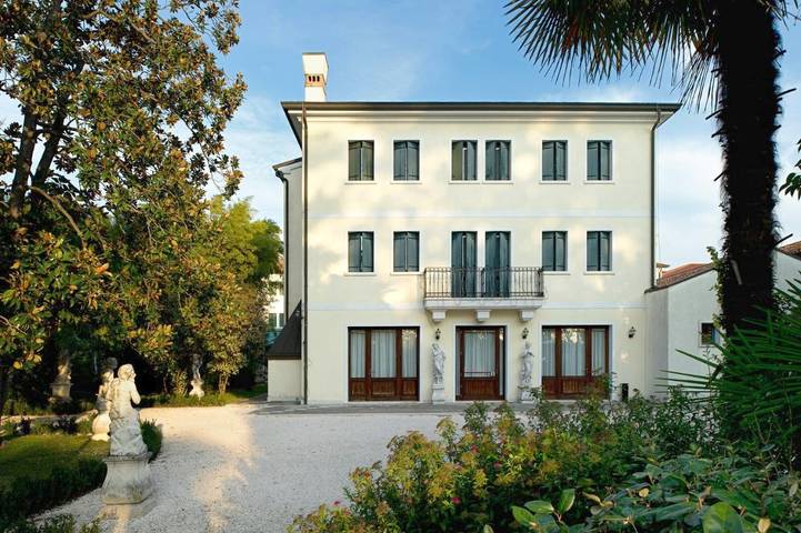 Appartamento per 2 persone, con Terrazza e Idromassaggio nonché Giardino e Piscina a Preganziol