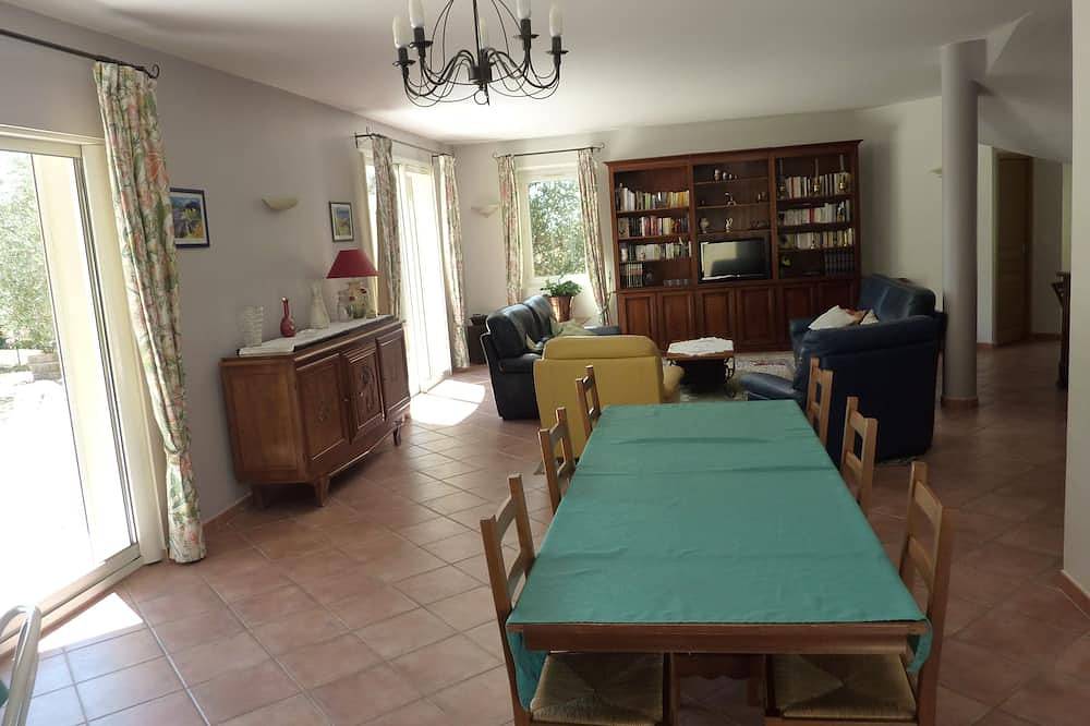 Moderne Familienhaus, mit großer Komfort in der Mitte des Provence in Sablet, Vaucluse