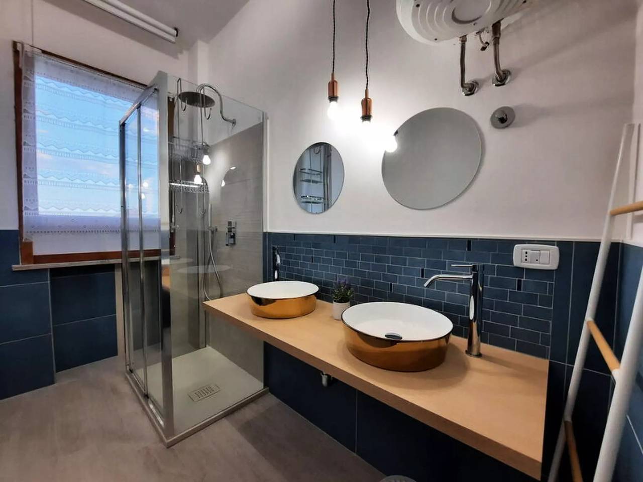 Ganze Wohnung, 1 Ausstellung 8 Personen in Cattolica, Rimini Provinz