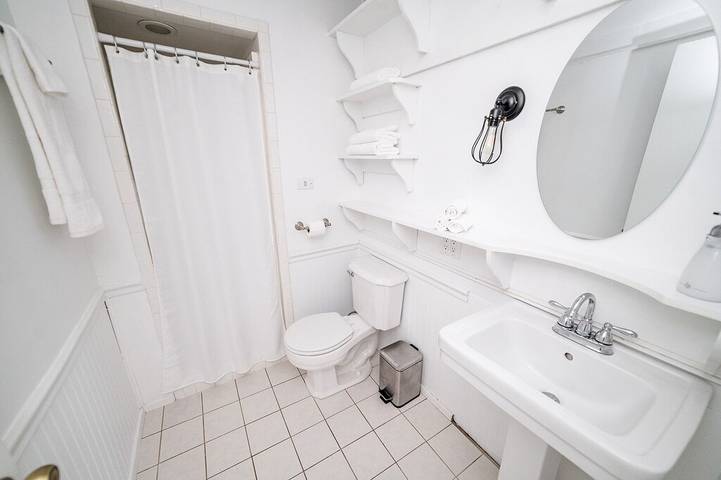 Vacation rental for 8 people, with yard and terrace in Lynchburg