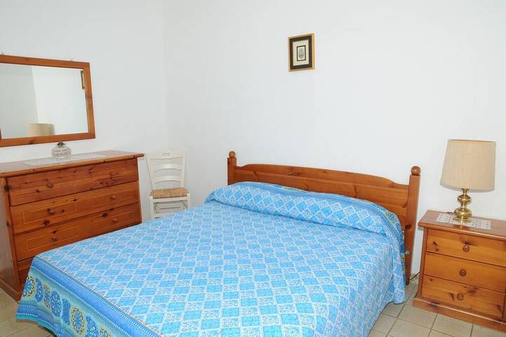 Gîte pour 6 personnes, avec jardin et terrasse dans San Giovanni Sardinia - 4