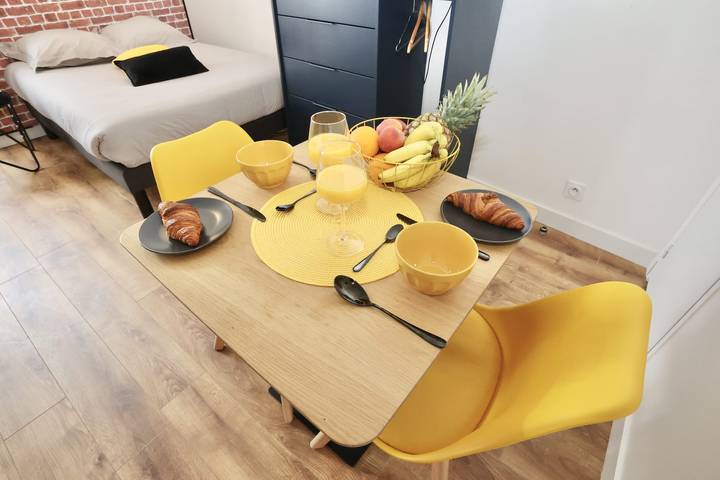 Estudio entero, Estudio para 2 personas in Pontivy, Pontivy region