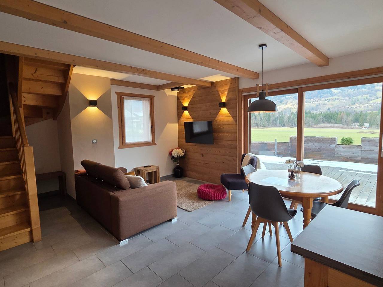 Appartement entier, Appartement calme 2 chambres avec terrasse à Samoëns in Station de Morillon, Samoëns