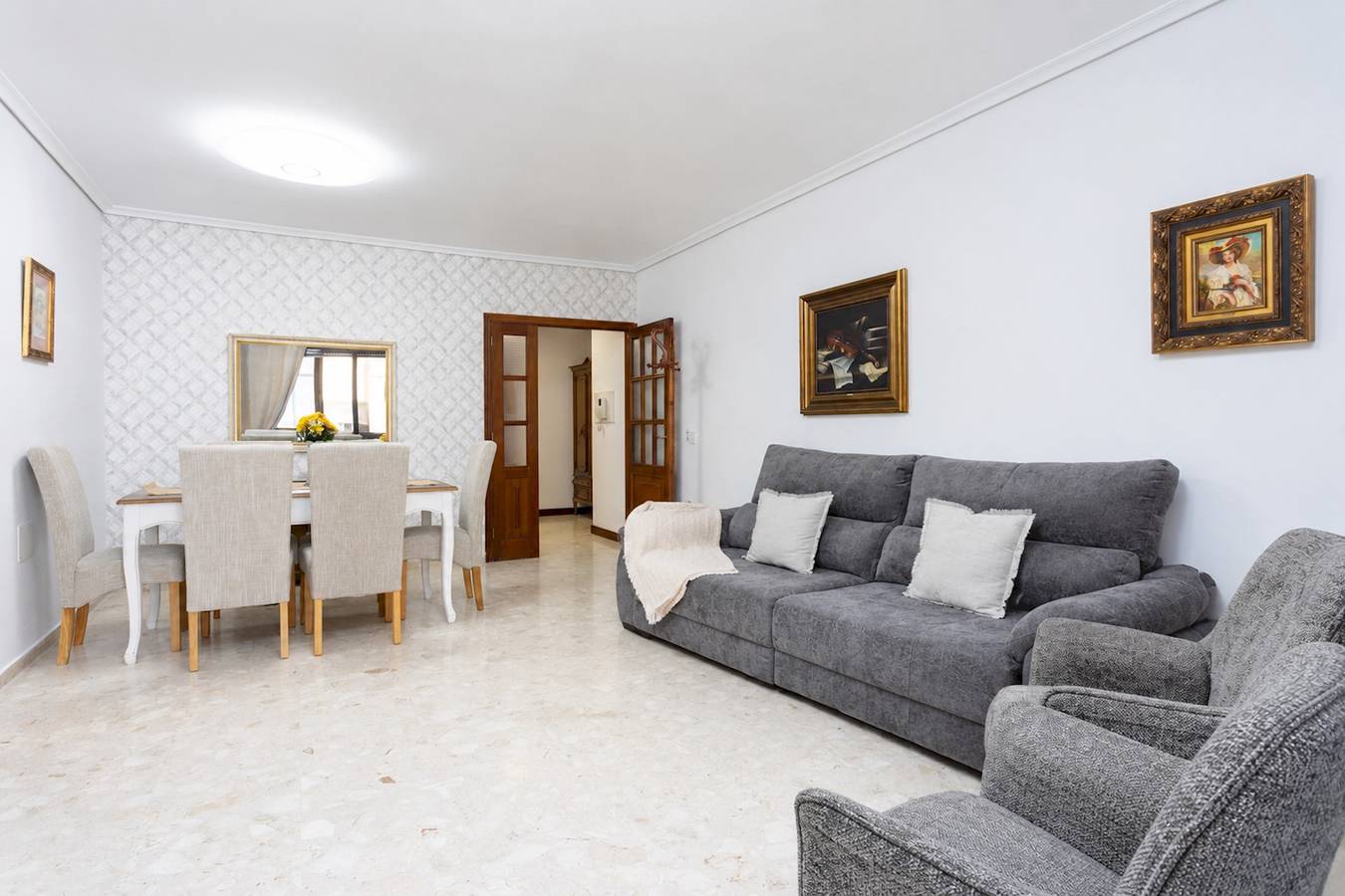 Apartamento entero, Home2Book Stylish & Roomy Santa Cruz City Center in Cuatro Torres, Santa Cruz de Tenerife