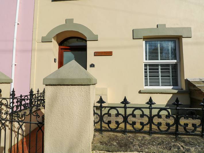 Gîte pour 8 personnes, avec jardin, animaux acceptés à Tenby - 3