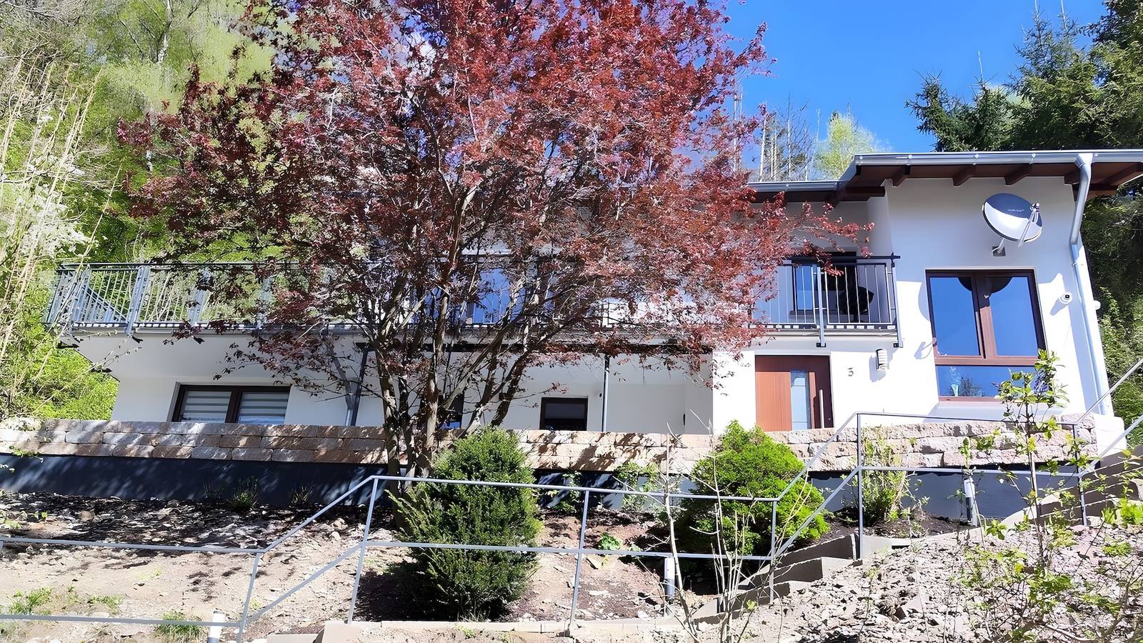 Ganze Wohnung, Chalet am Diemelsee Fewo mit Terrasse im Sauerland in Diemelsee, die Mittelgebirge