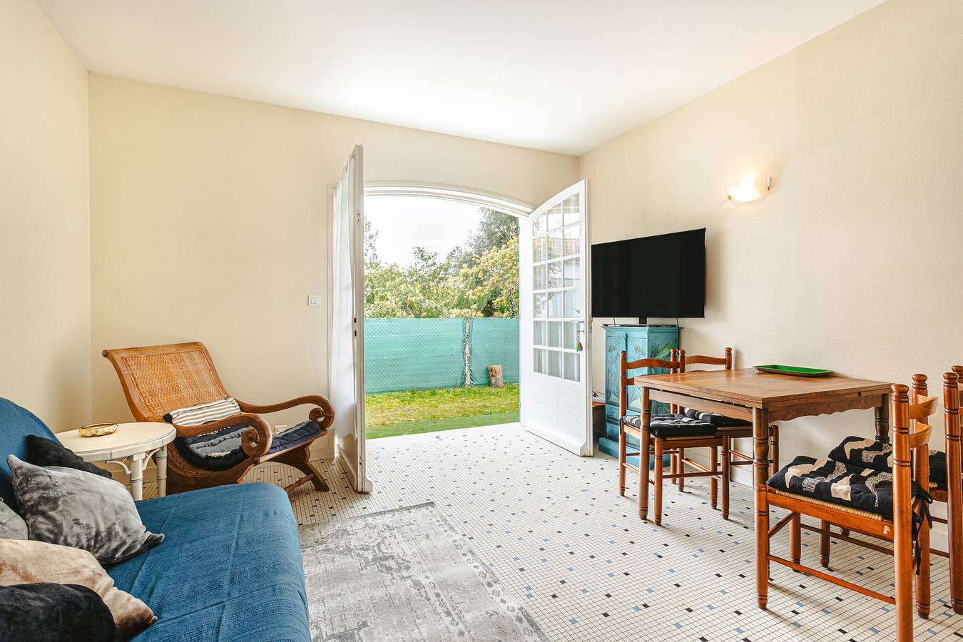 Maison de vacances 'Longère Proche Plage Et Forêt 3' avec terrasse partagée, jardin partagé et Wi-Fi in Saint-Trojan-les-Bains, Côte de Beauté