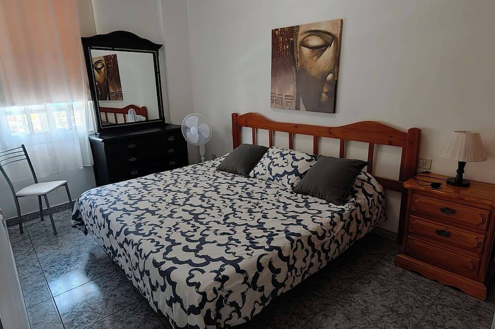 Appartement entier, Apartment with sea views in Los Cristianos beach in Los Cristianos, Arona
