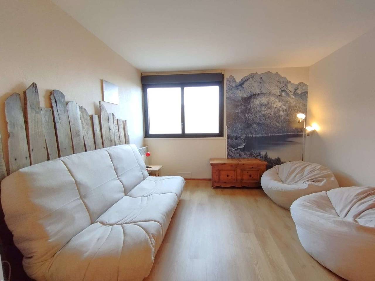 Entire studio, Cozy studio for 4 in St-Lary with equipped kitchenette in Saint-Lary-Soulan, Pyrenees National Park