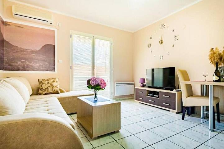 Ferienhaus für 3 Personen, mit Balkon - 1