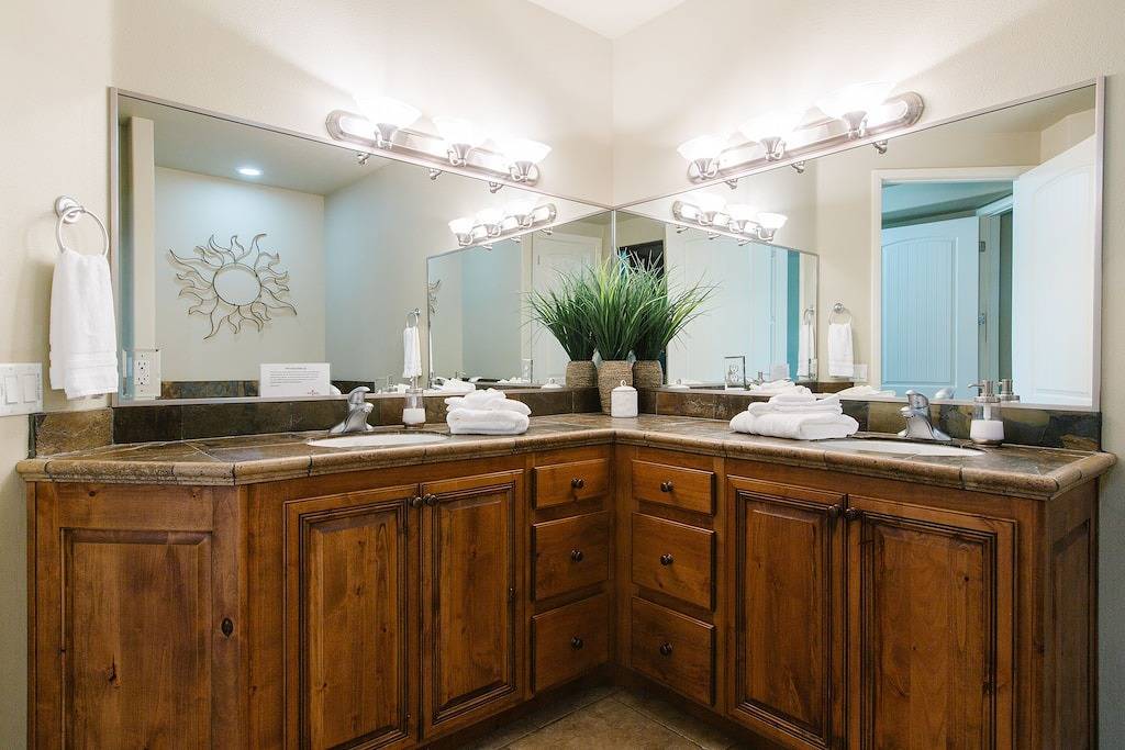 Ganze Wohnung, Lp 1806 | 3 Bd with an Indoor Fireplace, Old School Arcade Machine, and Resort Access in St. George, Zion Nationalpark