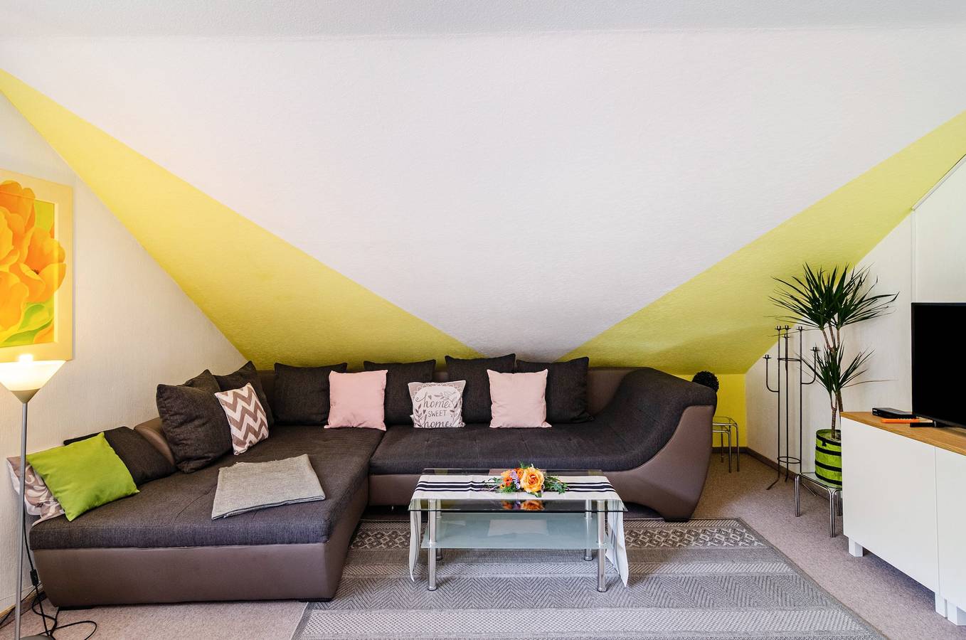 Ferienhaus 'Am Rehwinkel' mit Balkon und Wi-Fi in Fuldatal, Hessisches Bergland