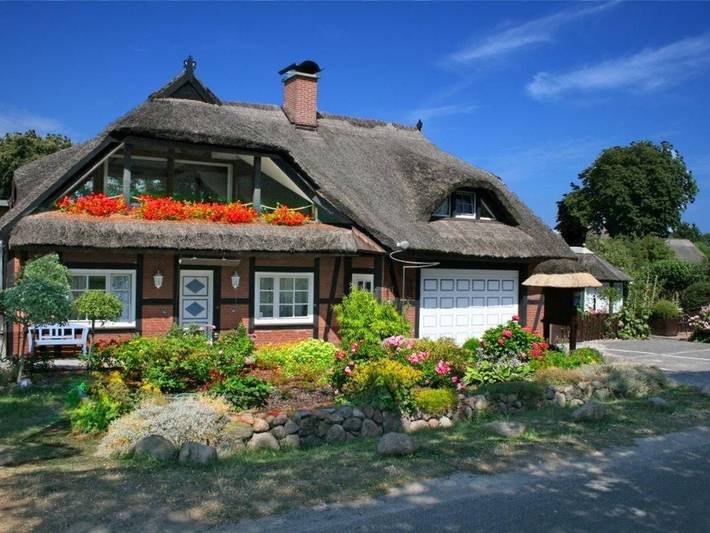 Ferienwohnung für 3 Personen, mit Seeblick und Garten sowie Sauna und Terrasse, kinderfreundlich in Middelhagen - 2