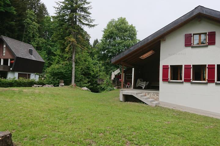 Ferienwohnung für 7 Personen, mit Balkon und Terrasse sowie Garten