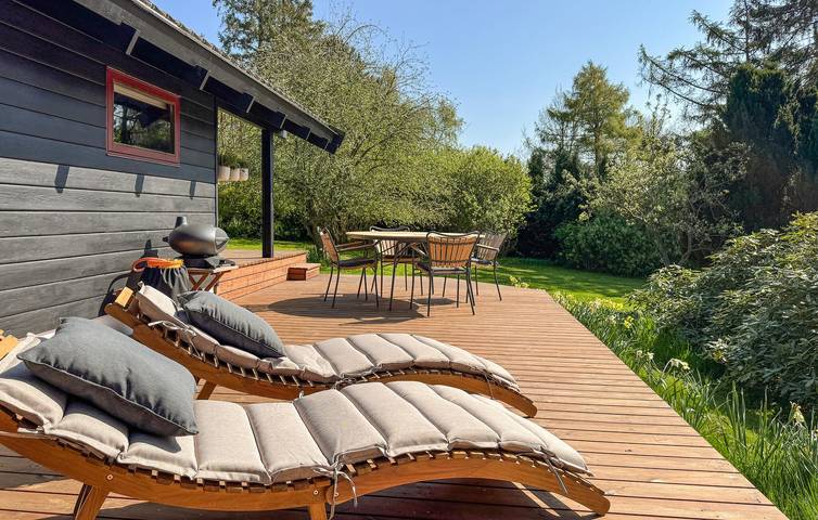 Ferienhaus für 4 Personen mit Terrasse in Præstø, Schwedische Ostsee