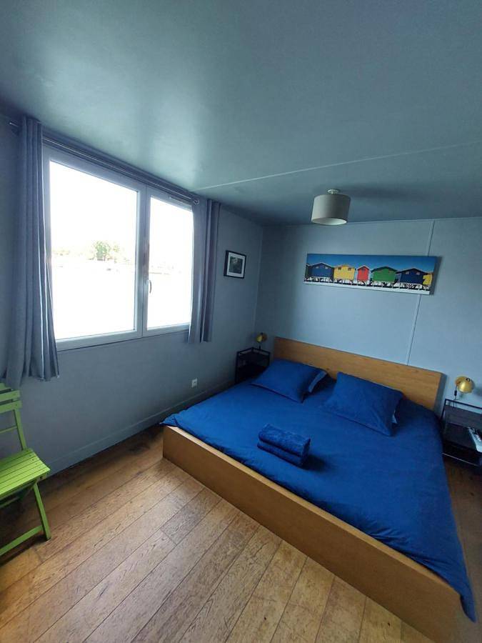 Bateau pour 2 personnes, avec terrasse ainsi que jardin et vue, animaux acceptés dans Île de France - 2