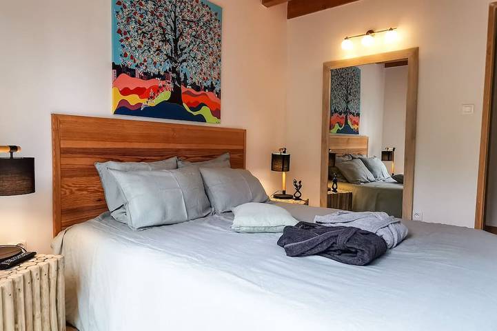 Gîte pour 4 personnes, avec jacuzzi ainsi que balcon et jardin à Montdurausse - 2