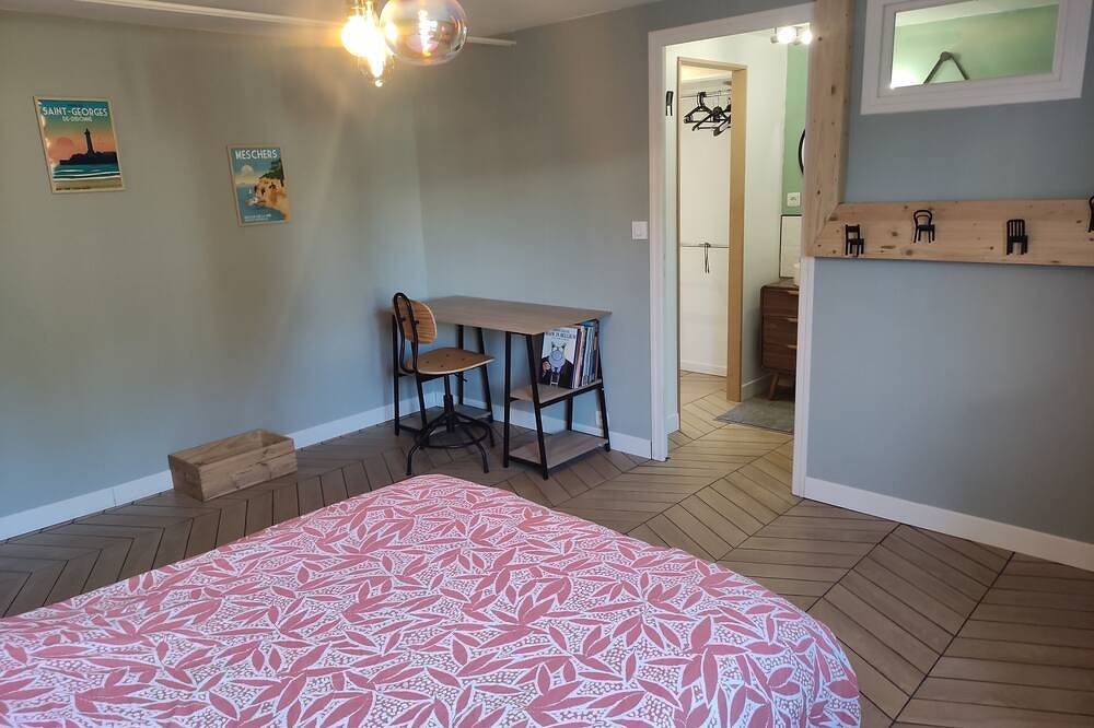 Entire apartment, Apartment with garden in Poitiers, Vienne