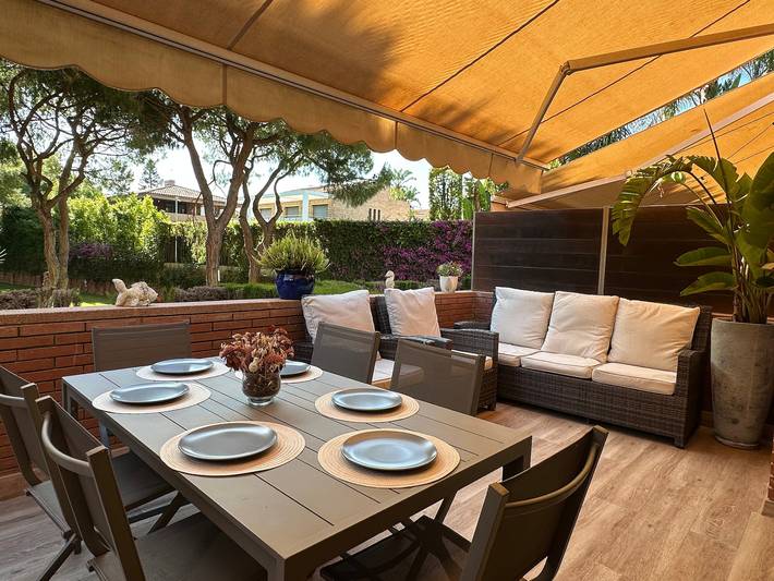 Ferienhaus für 8 Personen mit Terrasse in Platja de Gavà (Gavà), Gavà