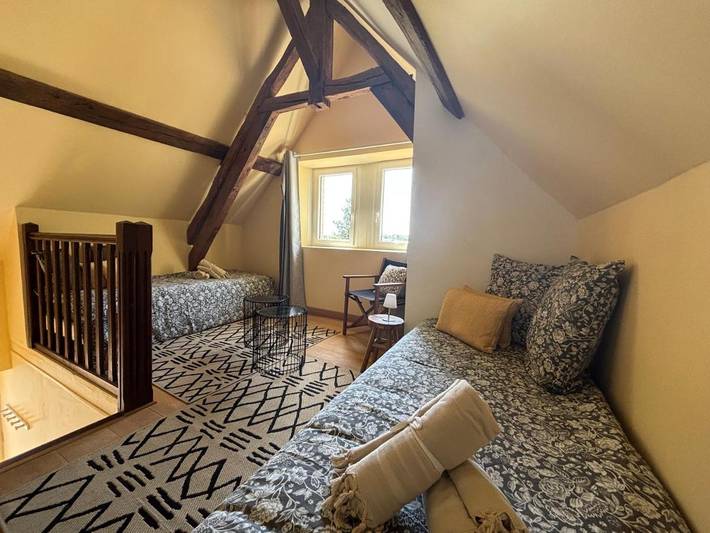 Appartement de vacances pour 4 personnes, avec piscine ainsi que jardin et terrasse