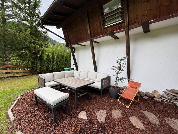 Ferienwohnung für 3 Personen, mit Balkon und Terrasse sowie Garten und Ausblick in Haiming