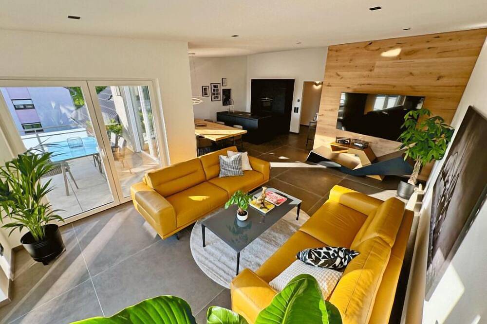 Ganze Wohnung, Abstatt Deluxe Loft mit Spabad, Designküche, Balkon, Aufzug & Privatparkplatz in Abstatt, Stuttgart Region