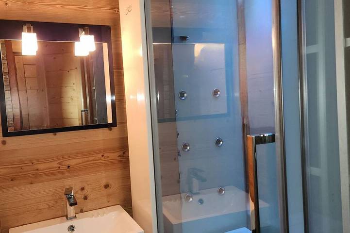 Gîte pour 5 personnes, avec balcon dans Office de Tourisme de Doucy Combelouvière - 4