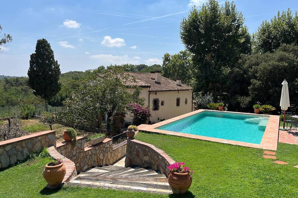 Ganze Wohnung, Superior-Doppelsuite mit Schlafsofa in Bigues i Riells, Barcelona Binnenland