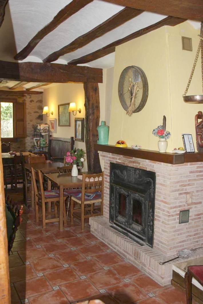 Casa rural para 13 personas, con Terraza además de Jardín y Vistas en Rioja Alta - 2
