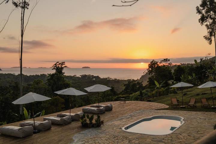 Pousadas para 2 pessoas, com terraço e jardim e ainda piscina and sauna na Praia de Itamambuca