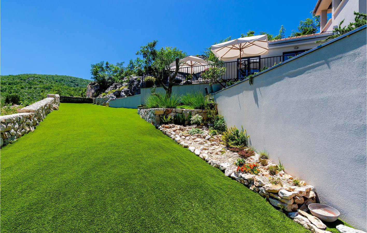 Charmantes Apartment mit Pool, WLAN und Terrasse in der Nähe der Küste von Brsecine in Grad Dubrovnik, Dubrovnik-Neretva