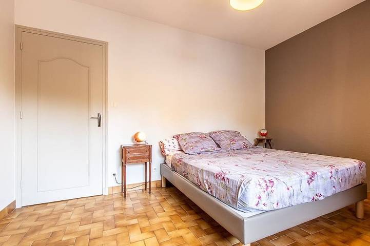 Location de vacances pour 6 personnes, avec balcon à Lugny - 4