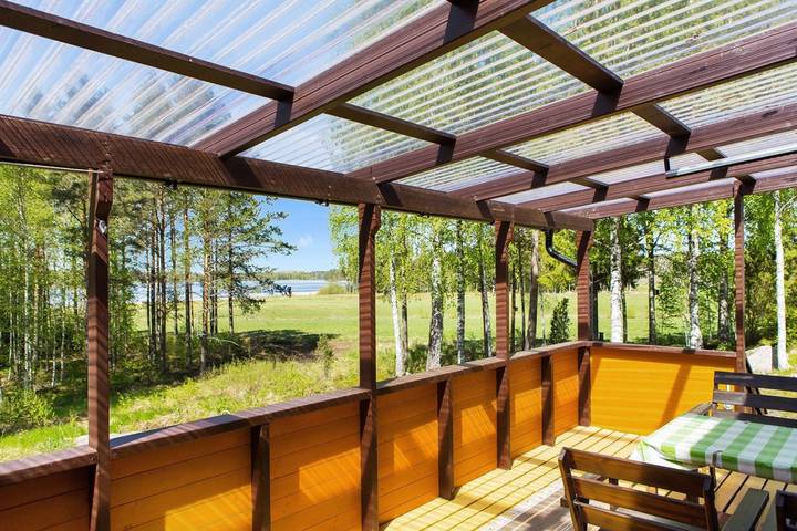 Ferienhaus für 4 Personen, mit Terrasse und Garten sowie Seeblick, mit Haustier in Storfors